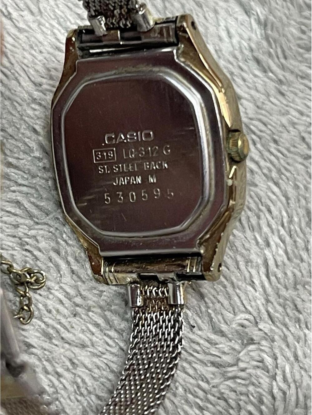 Casio Watch Women 22mm Gold Dial Gold Tone Octagon LQ-312G (Parts/repair ) - Picture 4 of 8